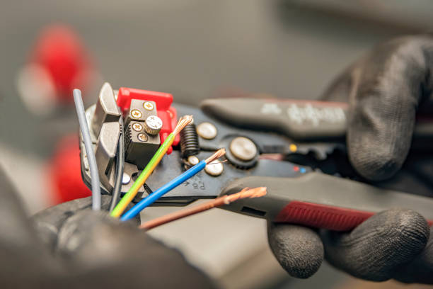Best Best Electricians Near Me  in Homeacre Lyndora, PA